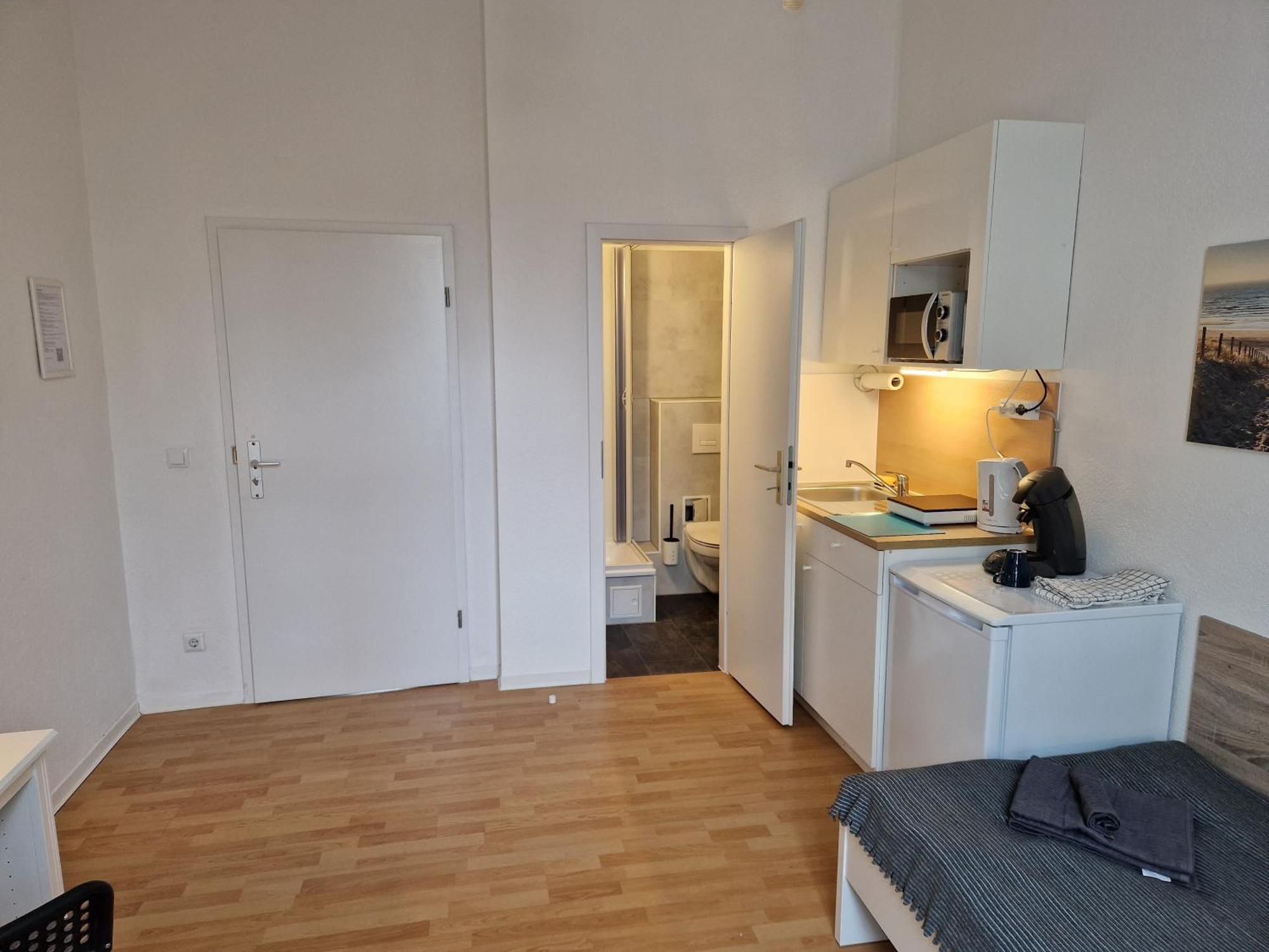 Zimmervermietung Berlin Mertens Apartment Luaran gambar